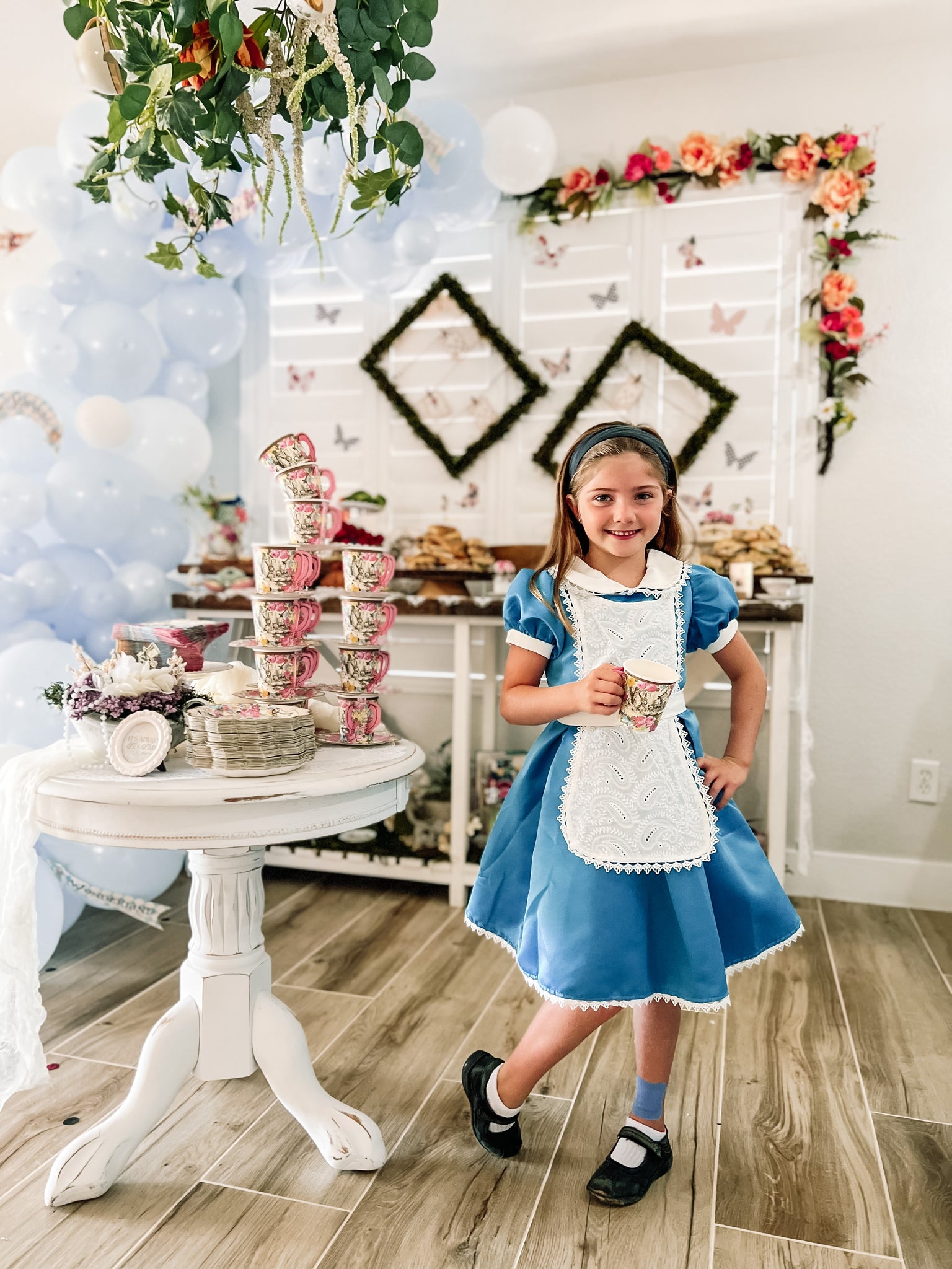 Alice in Wonderland Themed Birthday Party