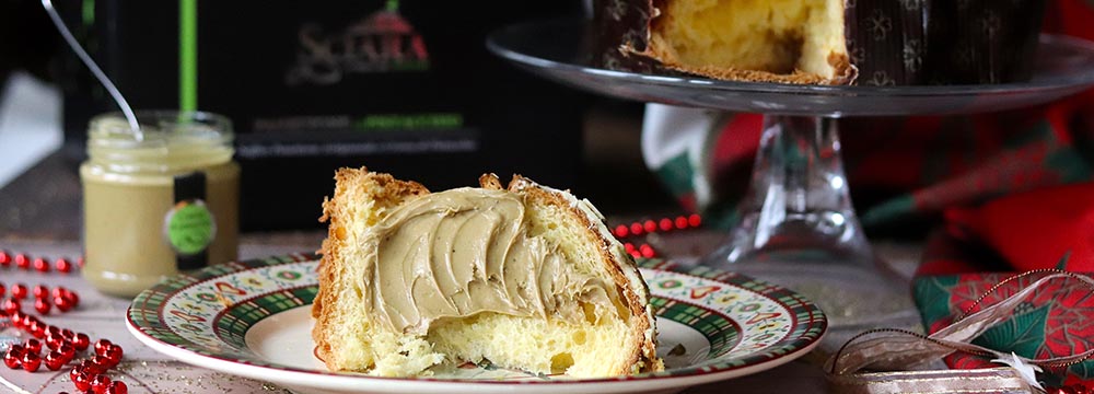 Fetta di panettone al Pistacchio Sciara Bronte