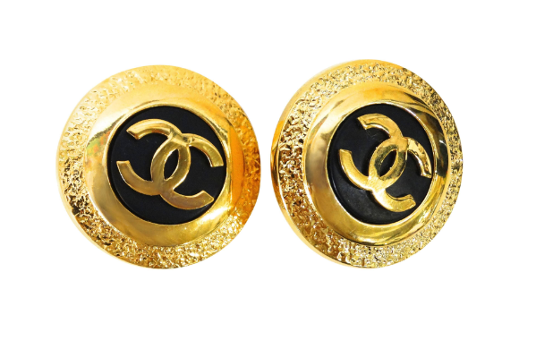 Chanel 1980's Gold and Black Disc Earrings – Vintage by Misty