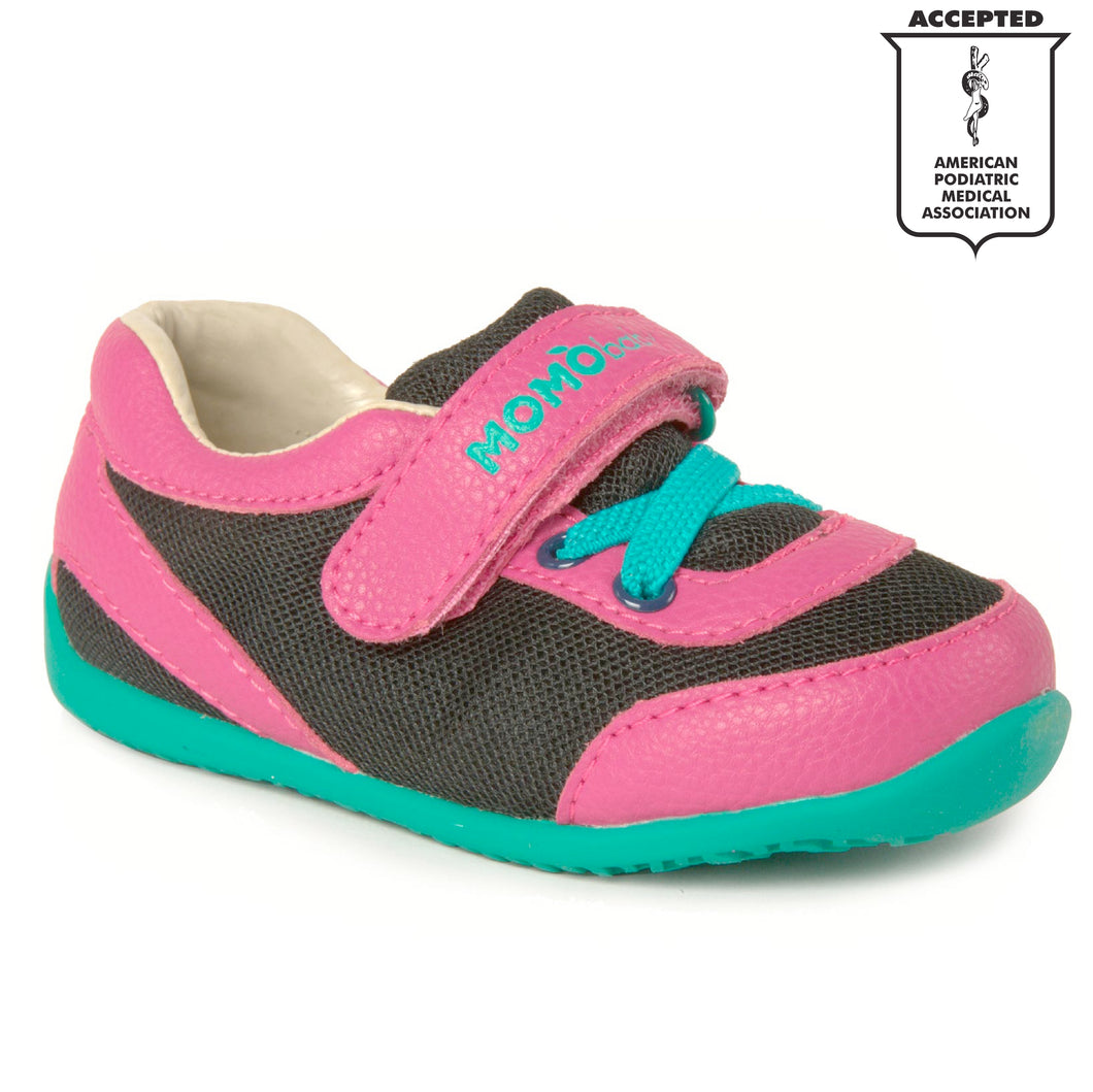 baby girl first walking shoes