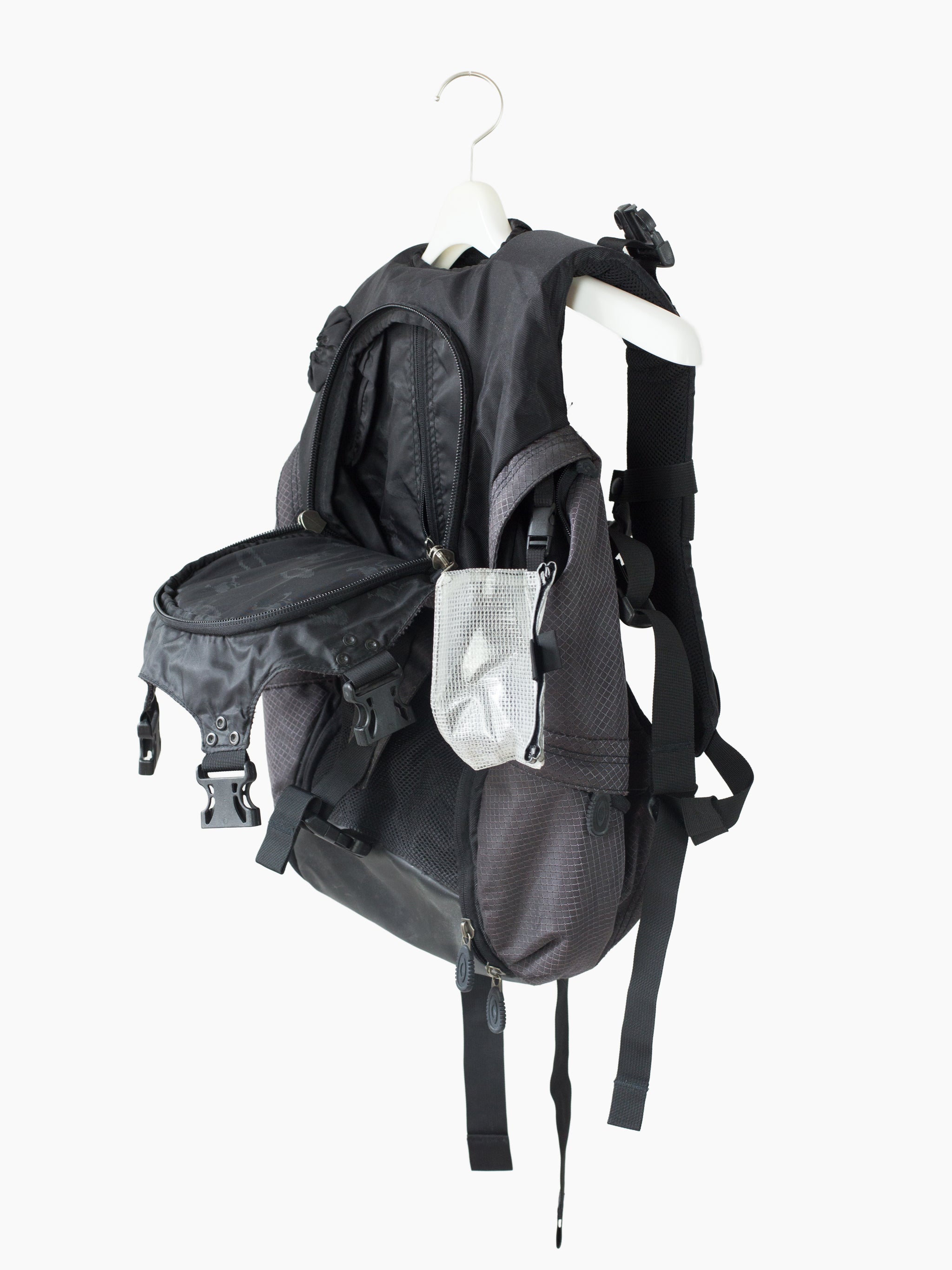 OAKLEY 00s multi gimmick backpack | labiela.com