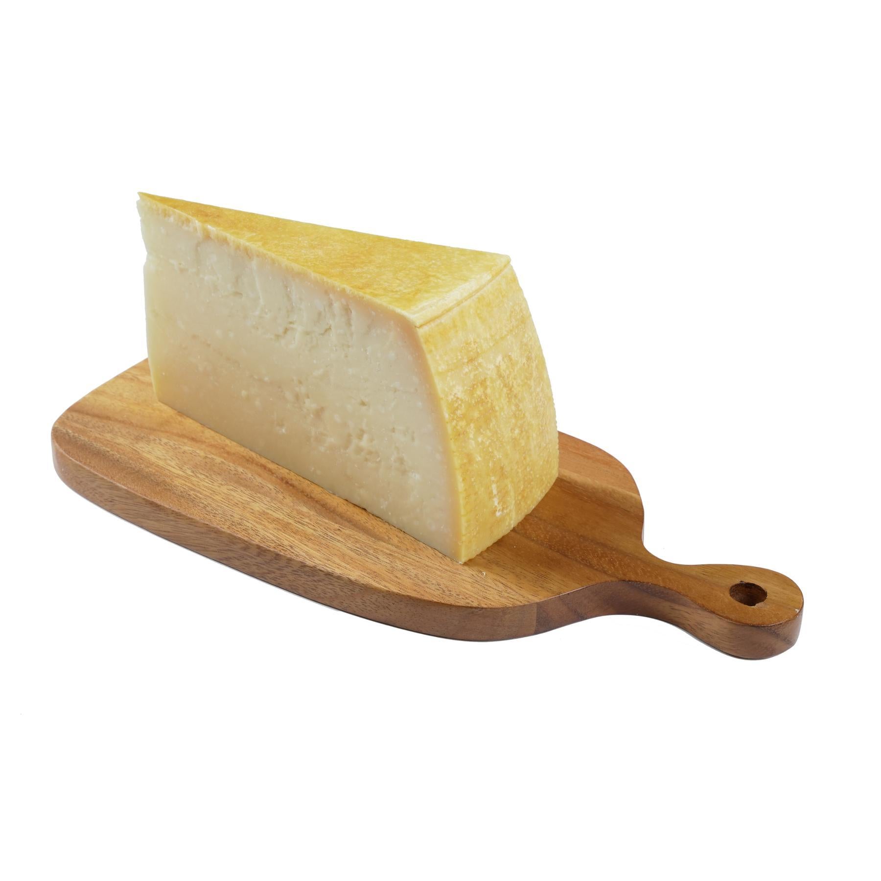 Whole Parmigiano Reggiano cheese Red Cows 24 months - Buy online