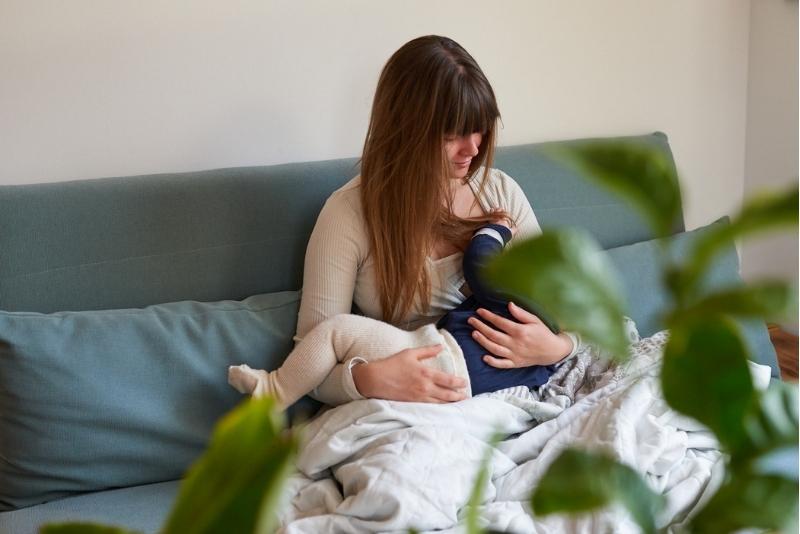 Support your neck nice and comfortably when lying on the mat - it should be fun and not uncomfortable, this is the best way to relax and get the milk flowing well.