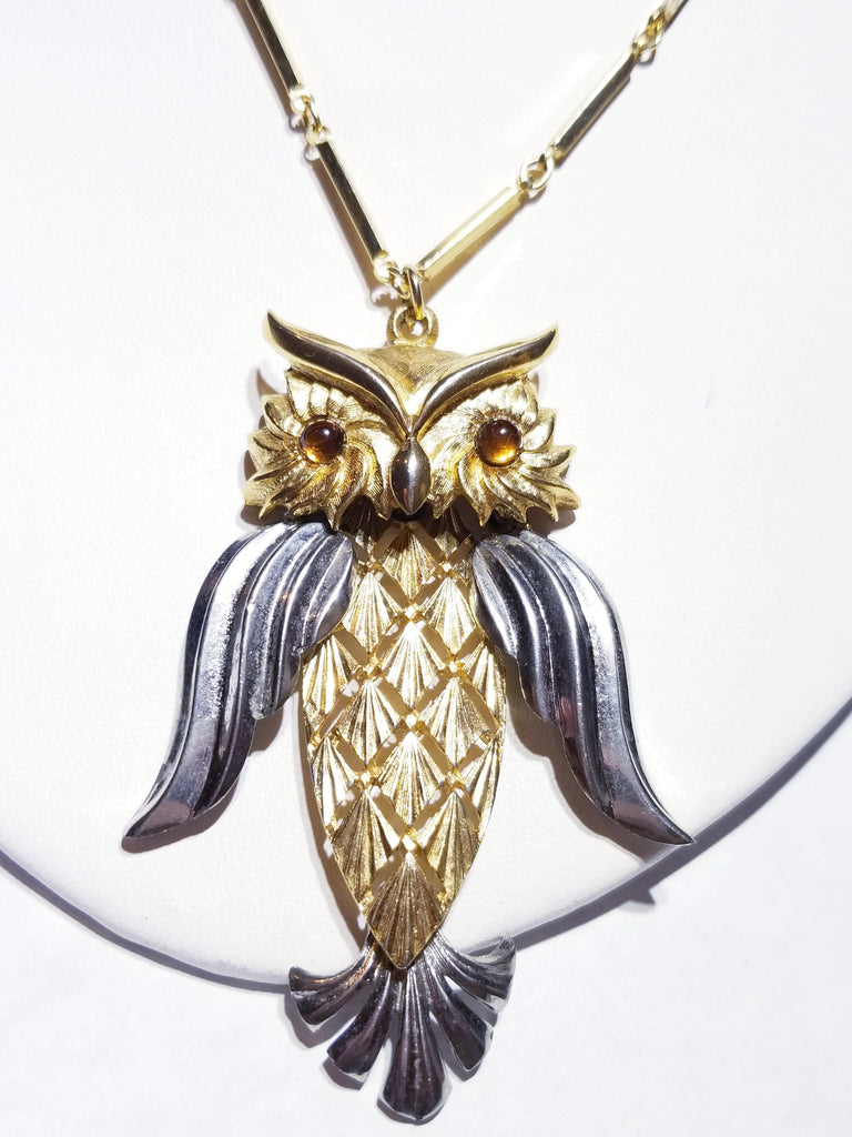 Vintage Articulating owl necklace