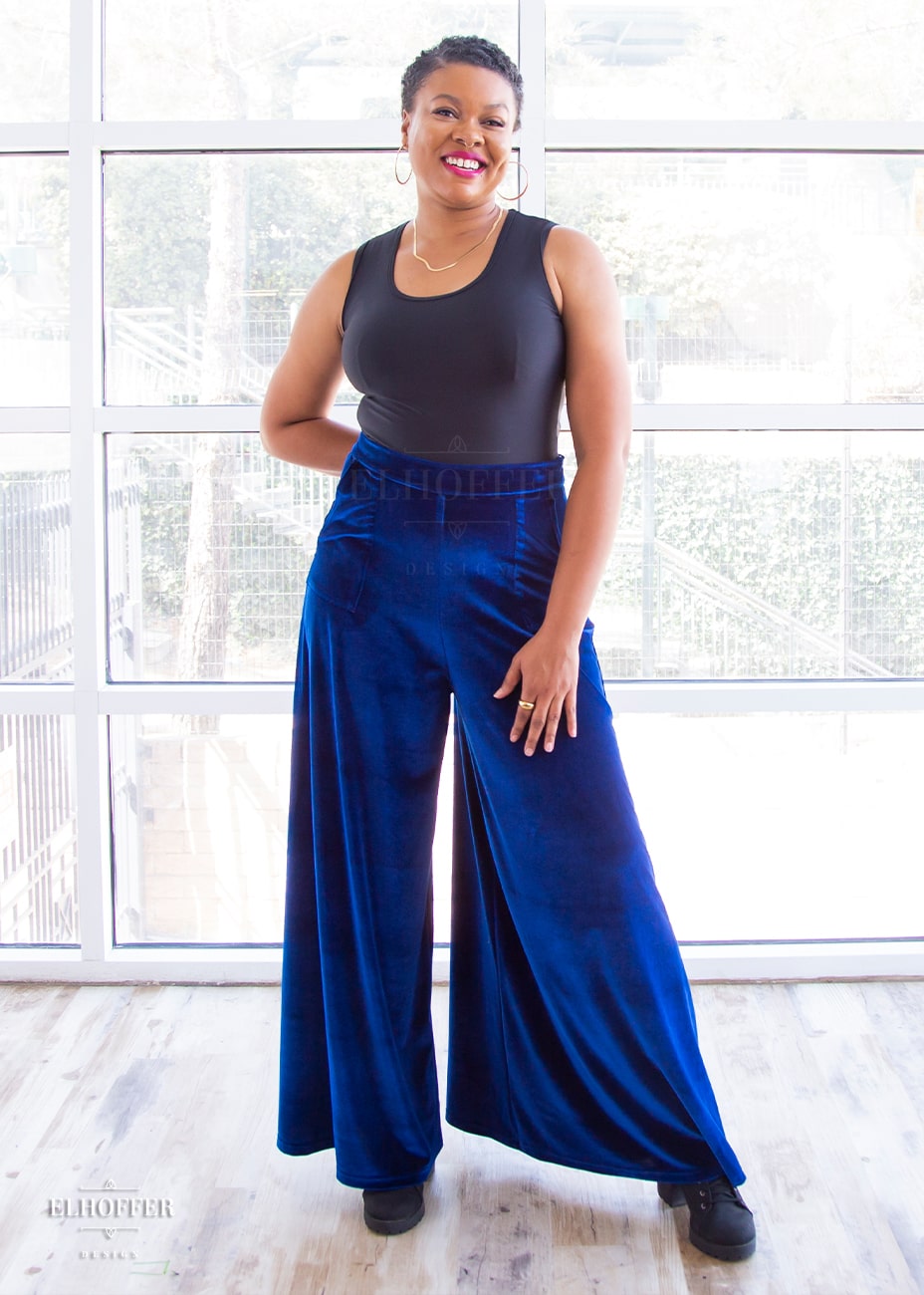 Thea velvet wide leg palazzo trousers in Navy – NRBY