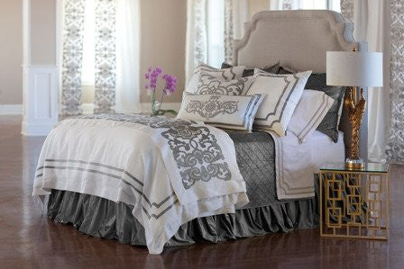 lili alessandra duvet in silver pretty classic bedroom