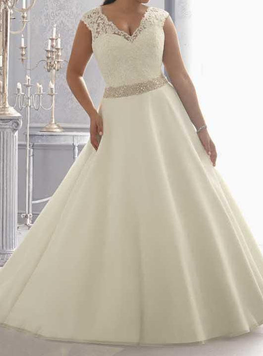 V Neck Ivory Cap Sleeve Beadings A Line Wedding Dress Lace Plus Size W Bling Brides Bouquet 