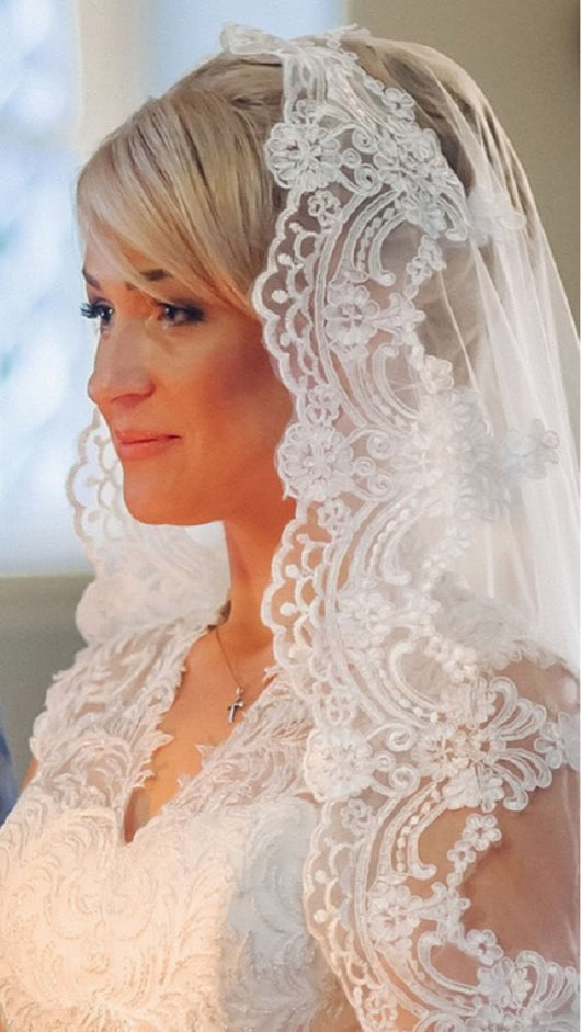 ivory colored wedding veils