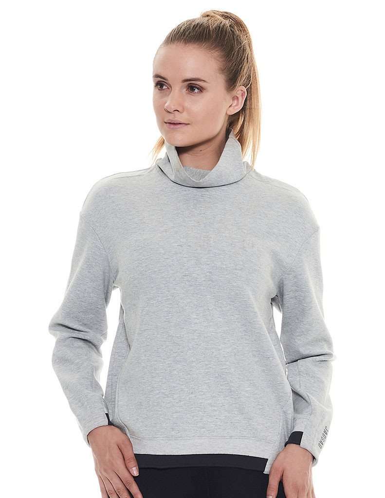 turtle neck sweat