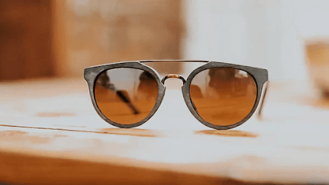 polarized sunglasses reduce glare