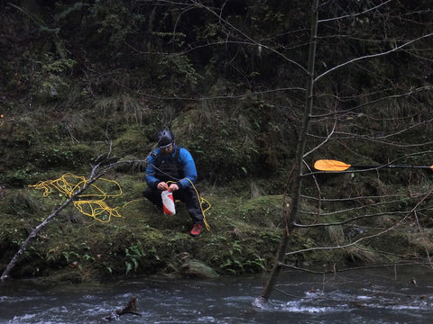 Rafter packing a throw rope