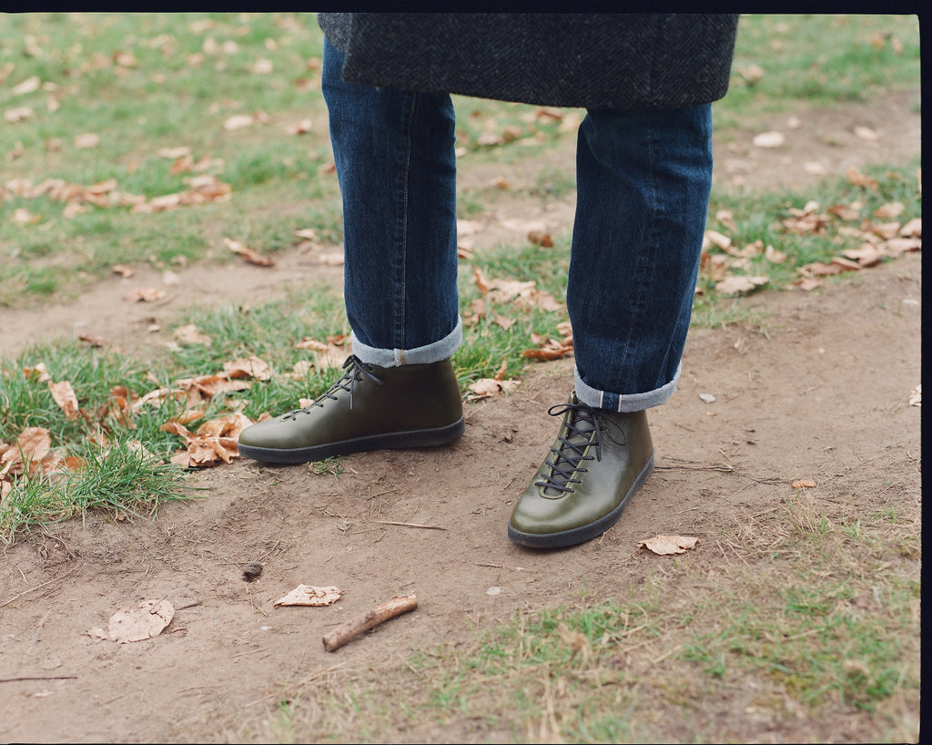 Crown Northampton Everdon Hand Stitch Wholecut Mid Boot Sneaker 