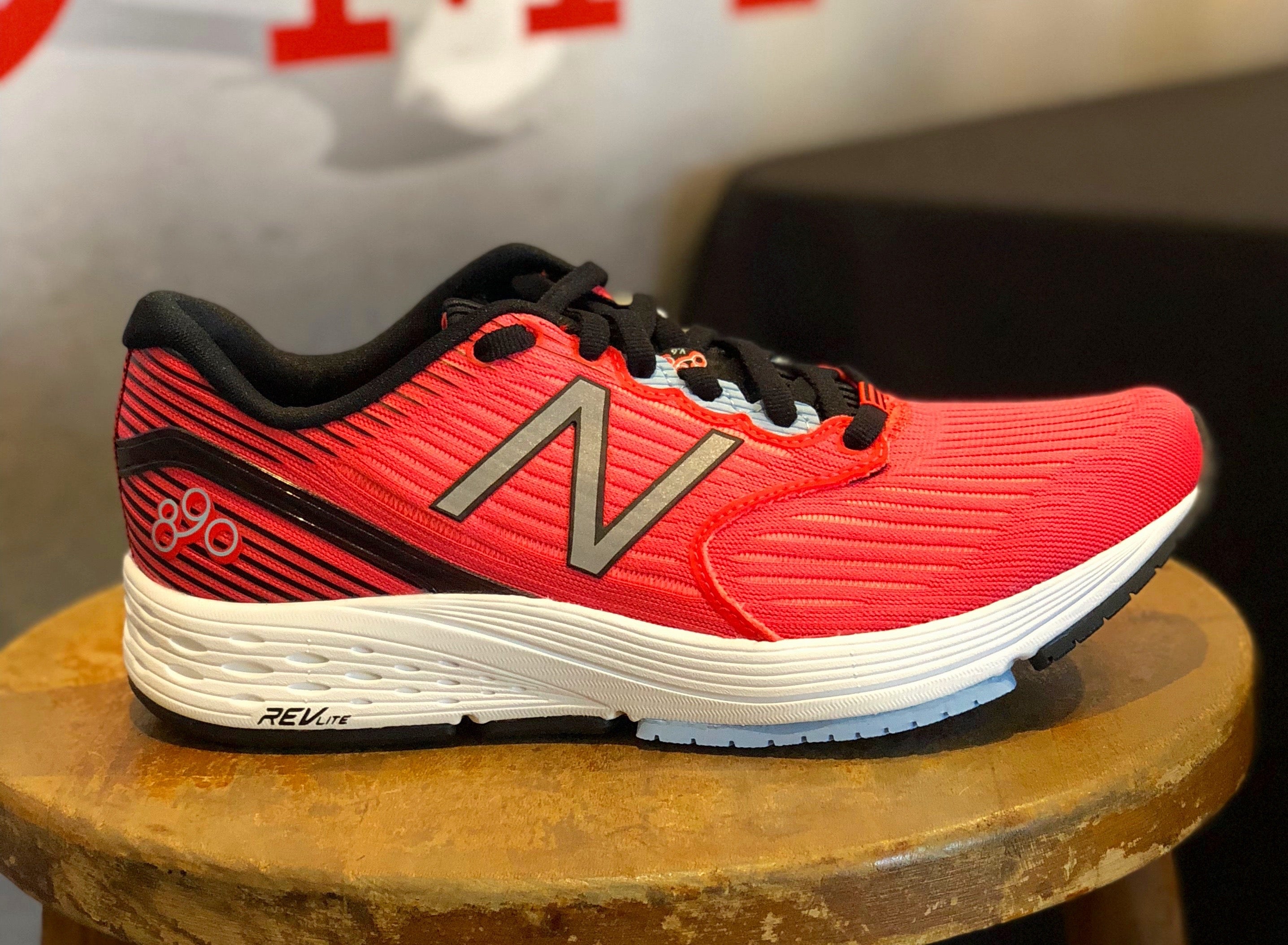 890v6 new balance womens