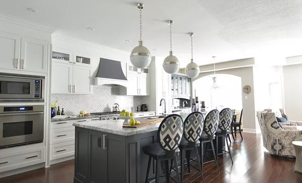 open concept white and grey luxury kitchen | Designer Spotlight: Meredith Heron | Arianna Belle Blog