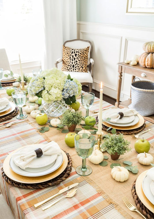 Megan's Thanksgiving Ready Dining Room – Arianna Belle