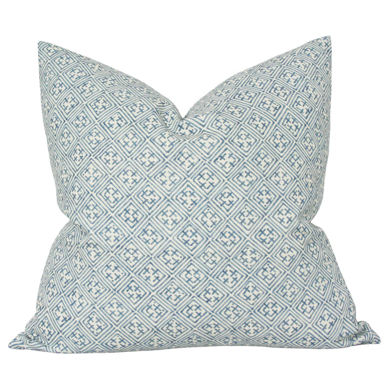 https://cdn.shopify.com/s/files/1/1580/0927/products/Lorna-Blue-Designer-Pillow-Arianna-Belle-Shop-800x800-WO-M_1024x1024.jpg?v=1611944577