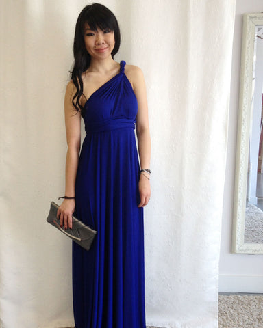 Henkaa Sakura convertible dress worn in a one shoulder style. One of Henkaa's hottest prom dress styles.