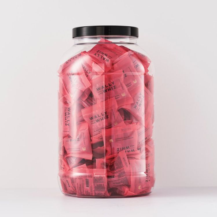 Billede af Jar of Flowpack Wally & Whiz vingummi - Solbær med Jordbær