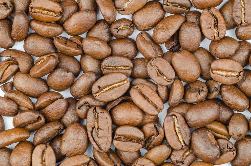 Se Firma-kaffe - 2 kg / Hele bønner / Espresso Blend hos Delikatessehuset