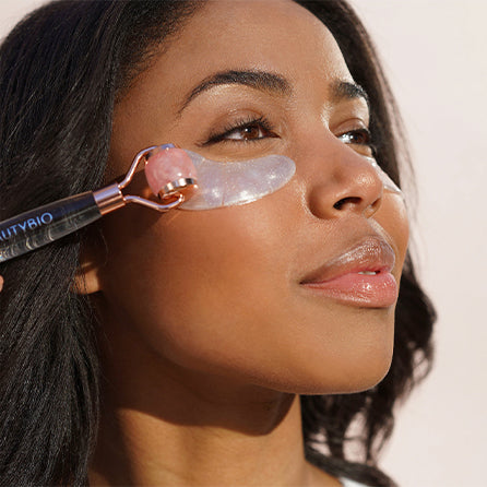 Use the smaller end to de-puff and rejuvenate the eye area by rolling under and around eyes