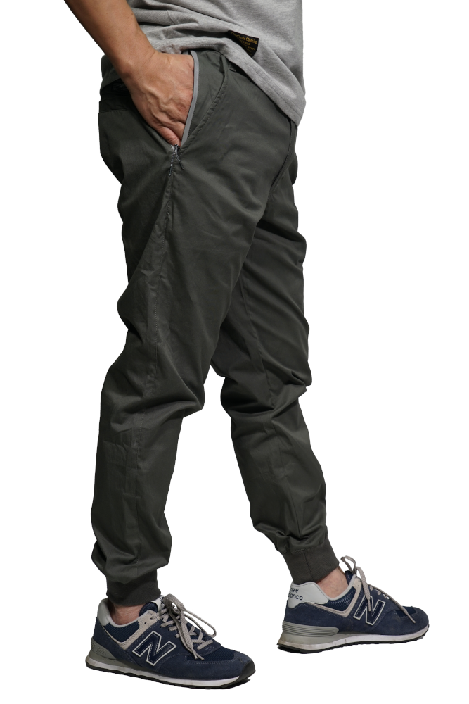 jogging pants with zipper pockets