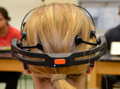 The researchers used portable electroencephalogram (EEG) technology (pictured above) to measure the brainwaves of students and instructors. Image courtesy of Diane Quinn, © 2015 Trevor Day School.
