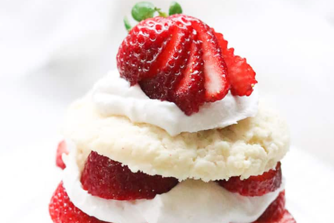 Vegan Strawberry Shortcake Biscuits by Vegan Blueberry 