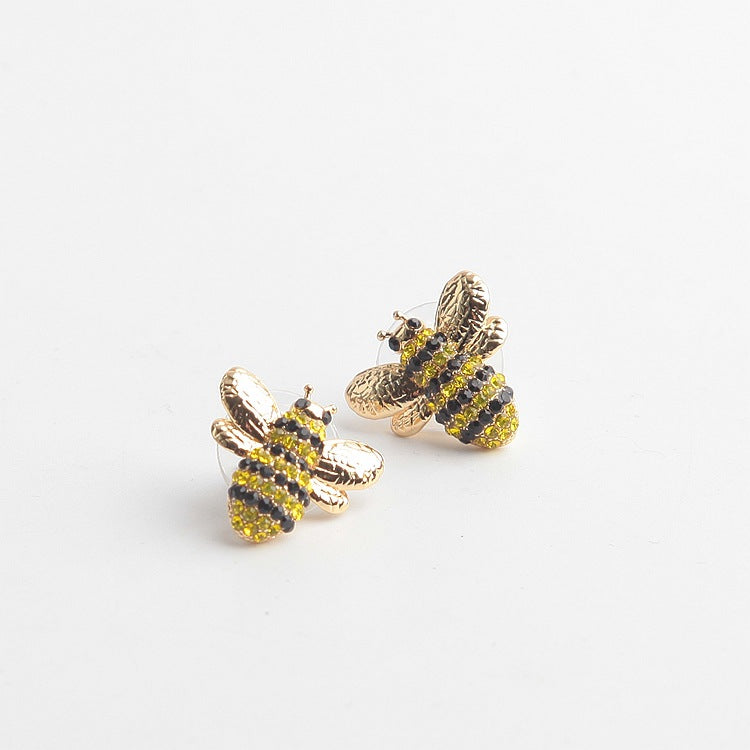 Picnic Perfect Pave Bee Stud Earrings - Seven Season