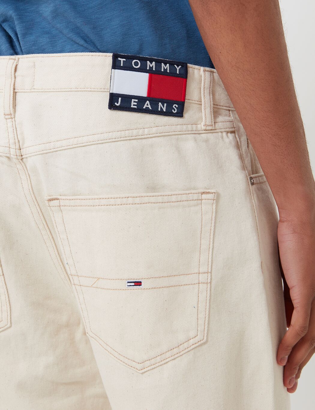 tommy jeans dad jeans