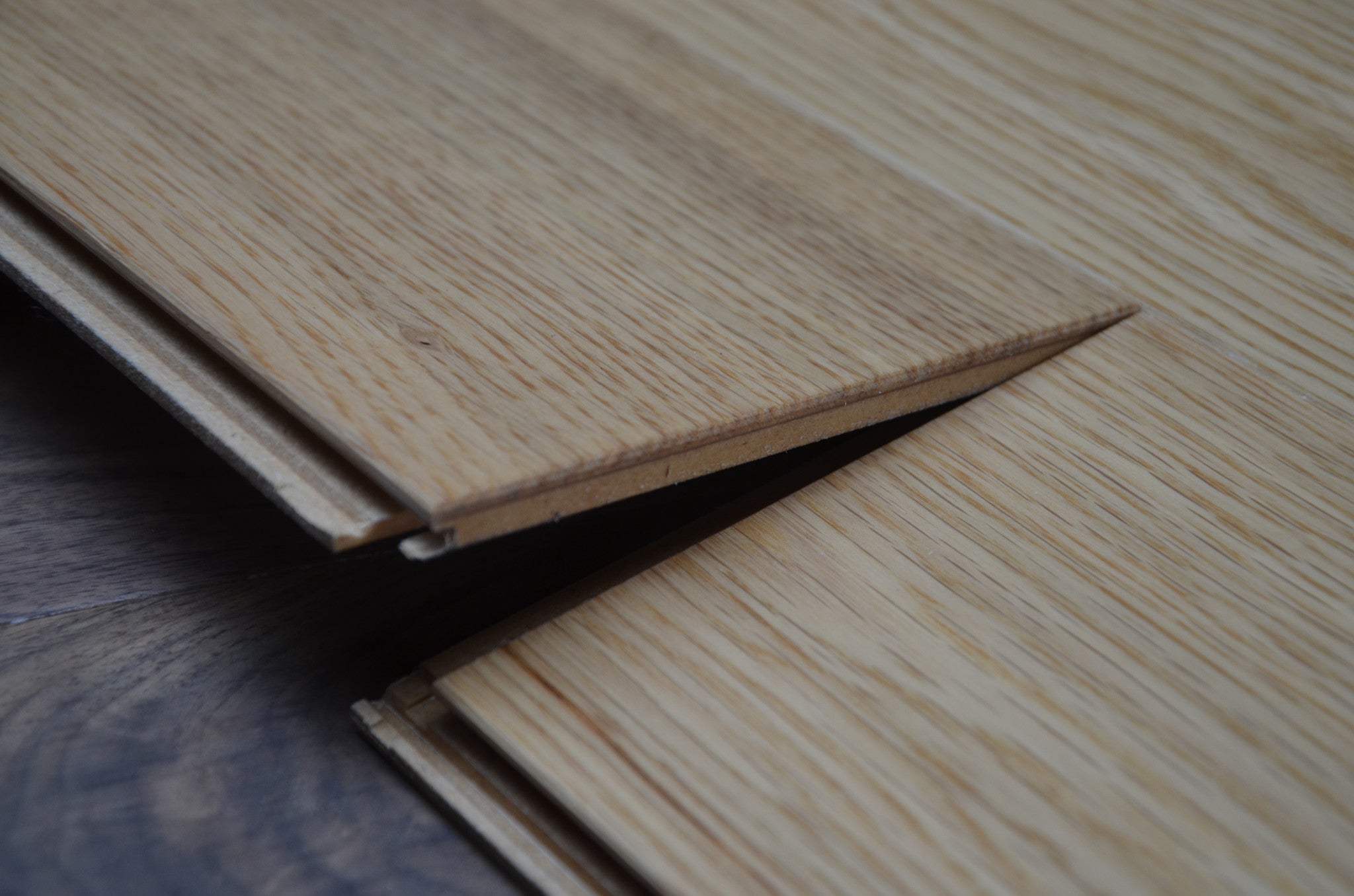 click system oak flooring 南京高光自然原色橡木地板 from gowood