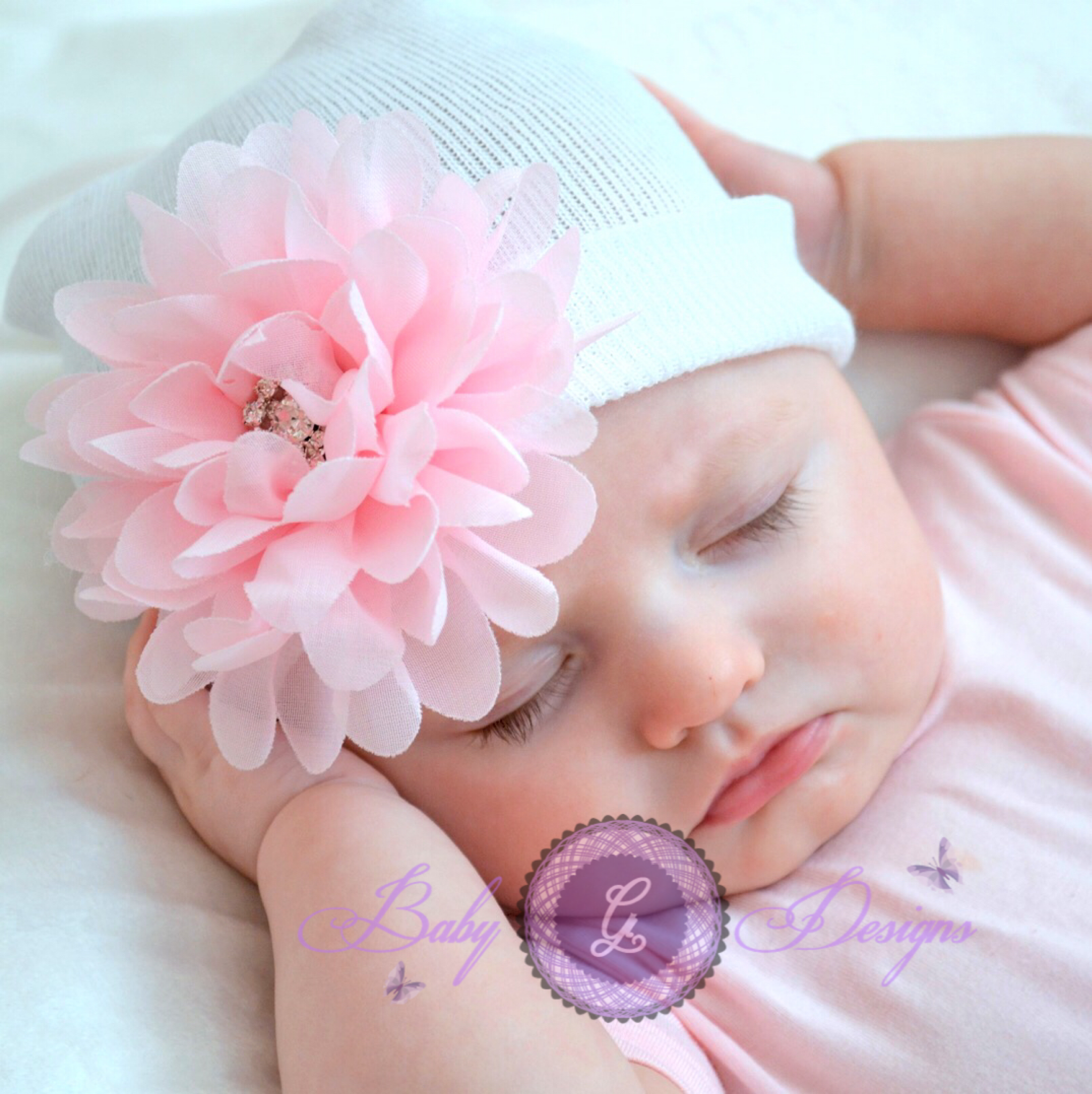 baby hats with flowers