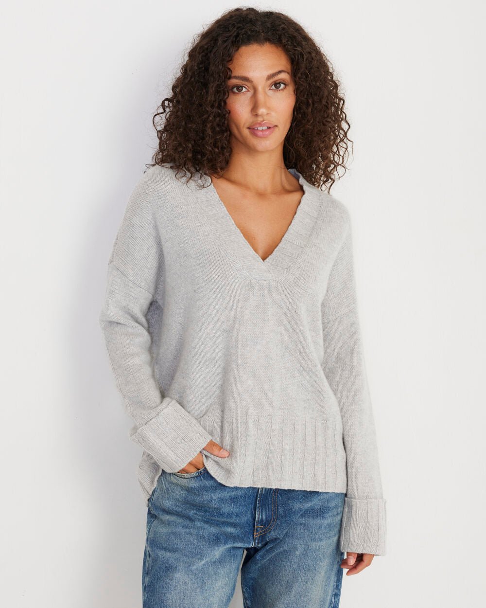 CLANE MIX COLOR V NECK KNIT | www.fleettracktz.com