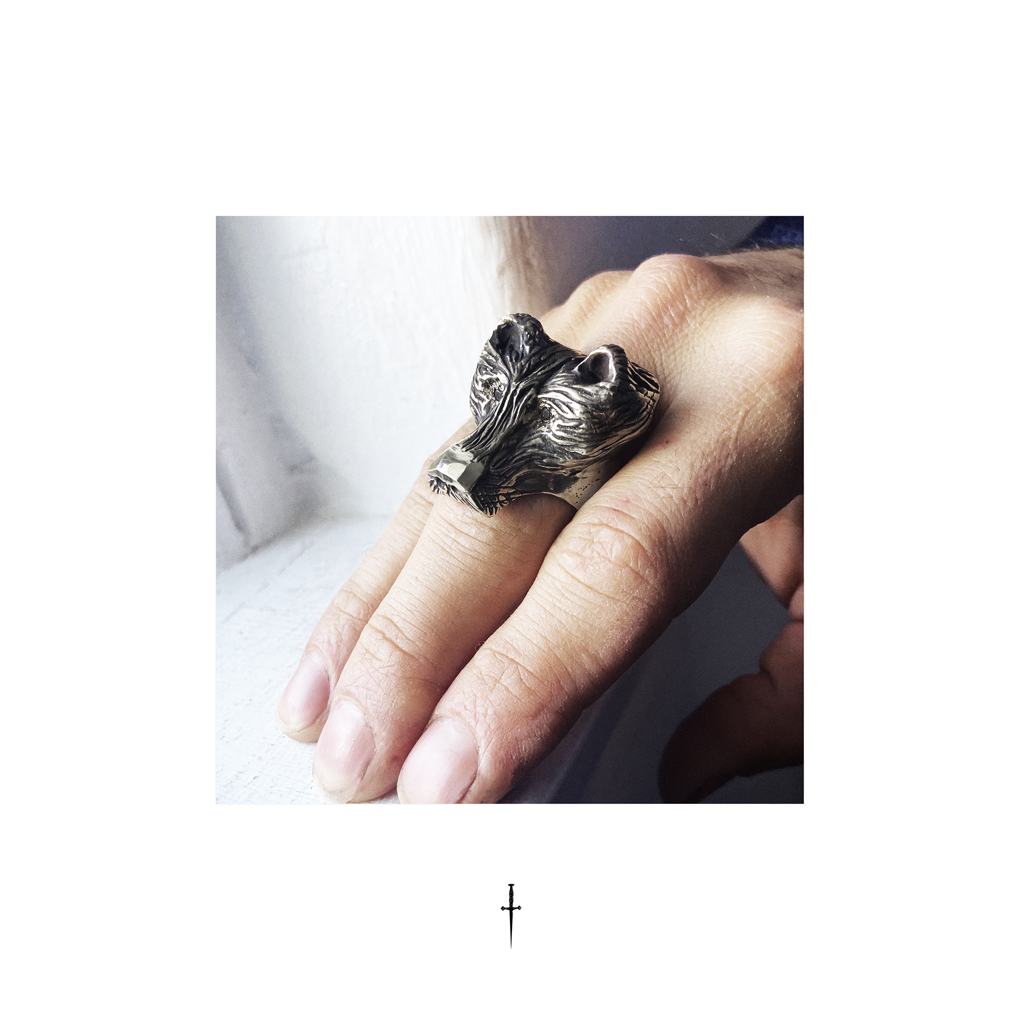 GRIZZLY BEAR DUSTER RING WITH SILVER SAPPHIRES