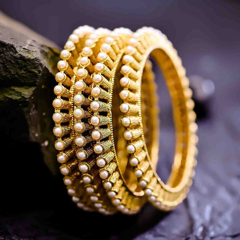 Charismatic Golden Pearl Gold Plated Traditional Set