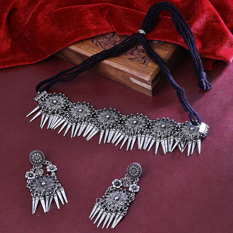 Studly Rhodium Plated Silver Choker Necklace Set