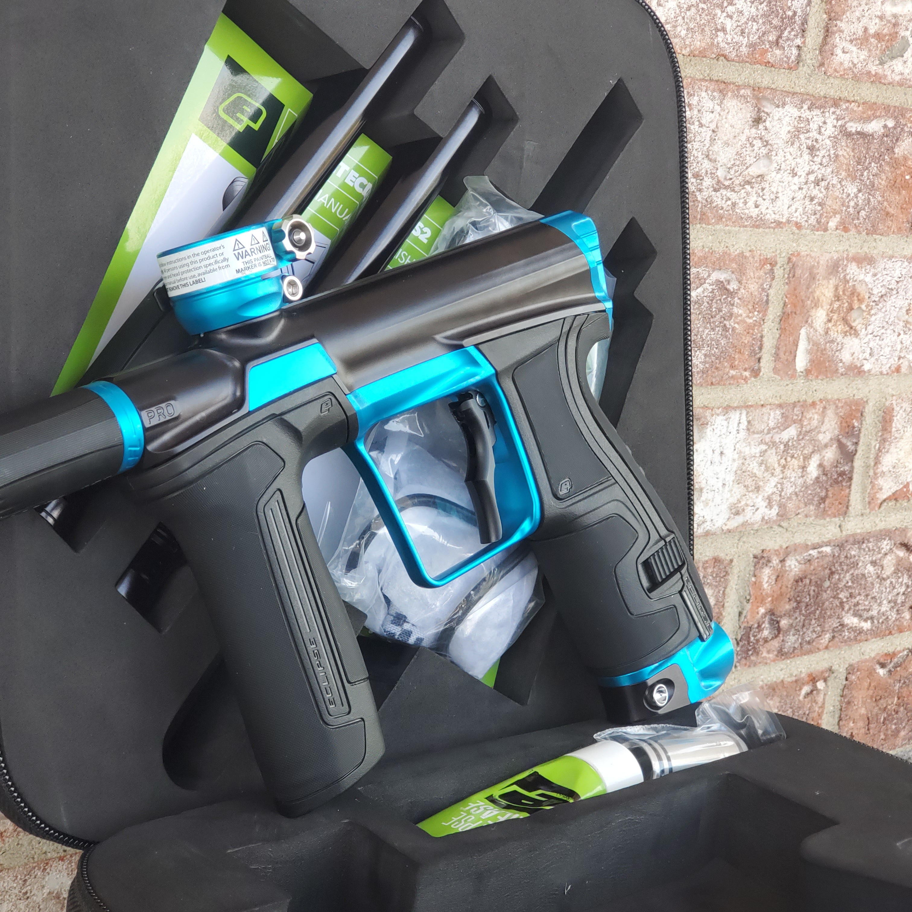 Used Planet Eclipse Cs2 Pro Paintball Gun Black Teal