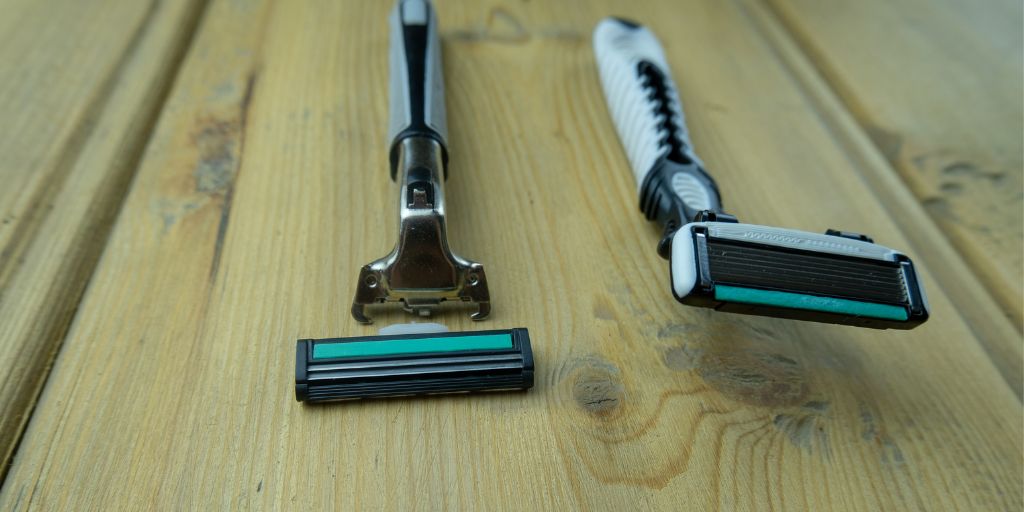 Cartridge Razors on a Wooden Table