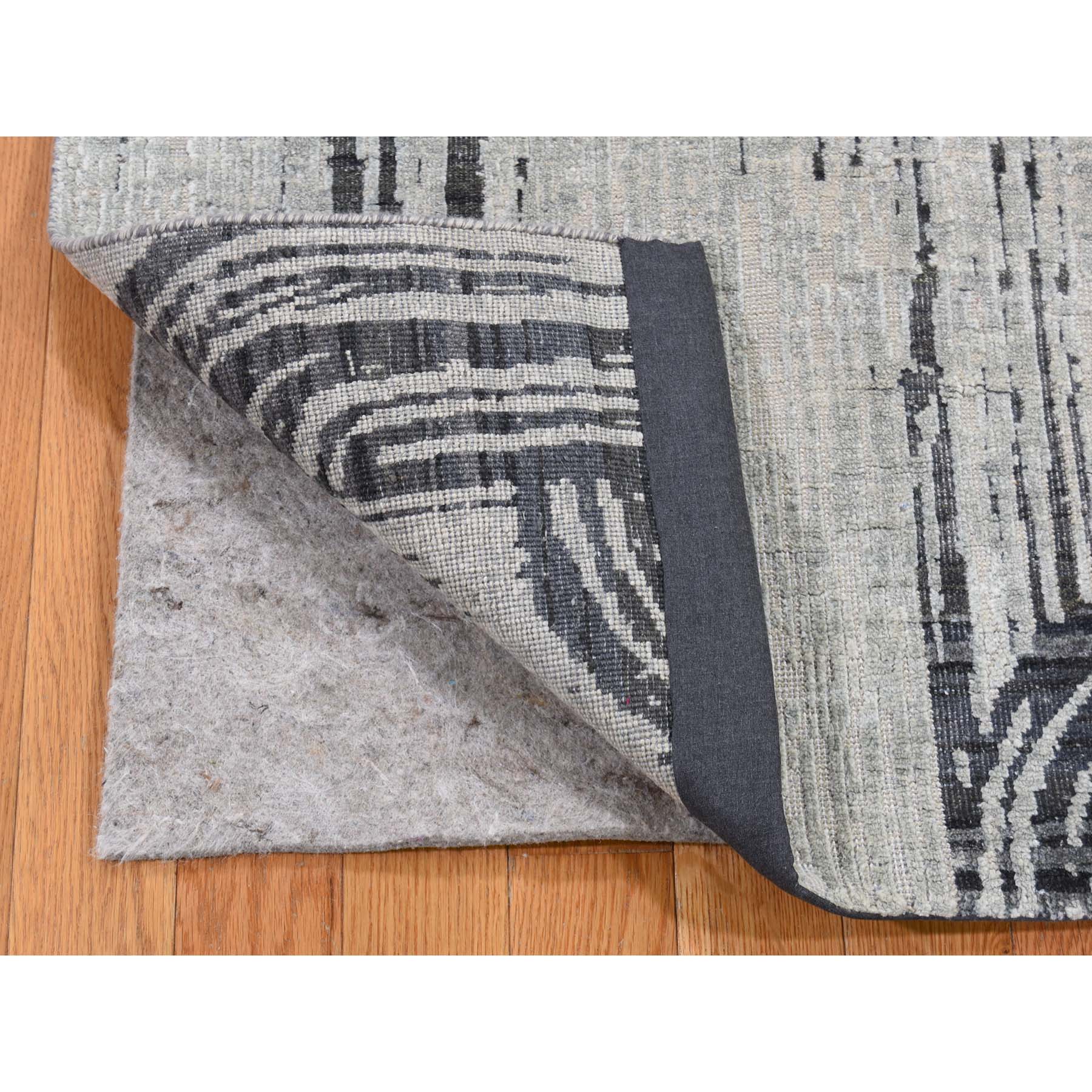 Handmade Wool and Silk Rectangle Rug > Design# SH44246 > Size: 2'-7" x 8'-0" [ONLINE ONLY]