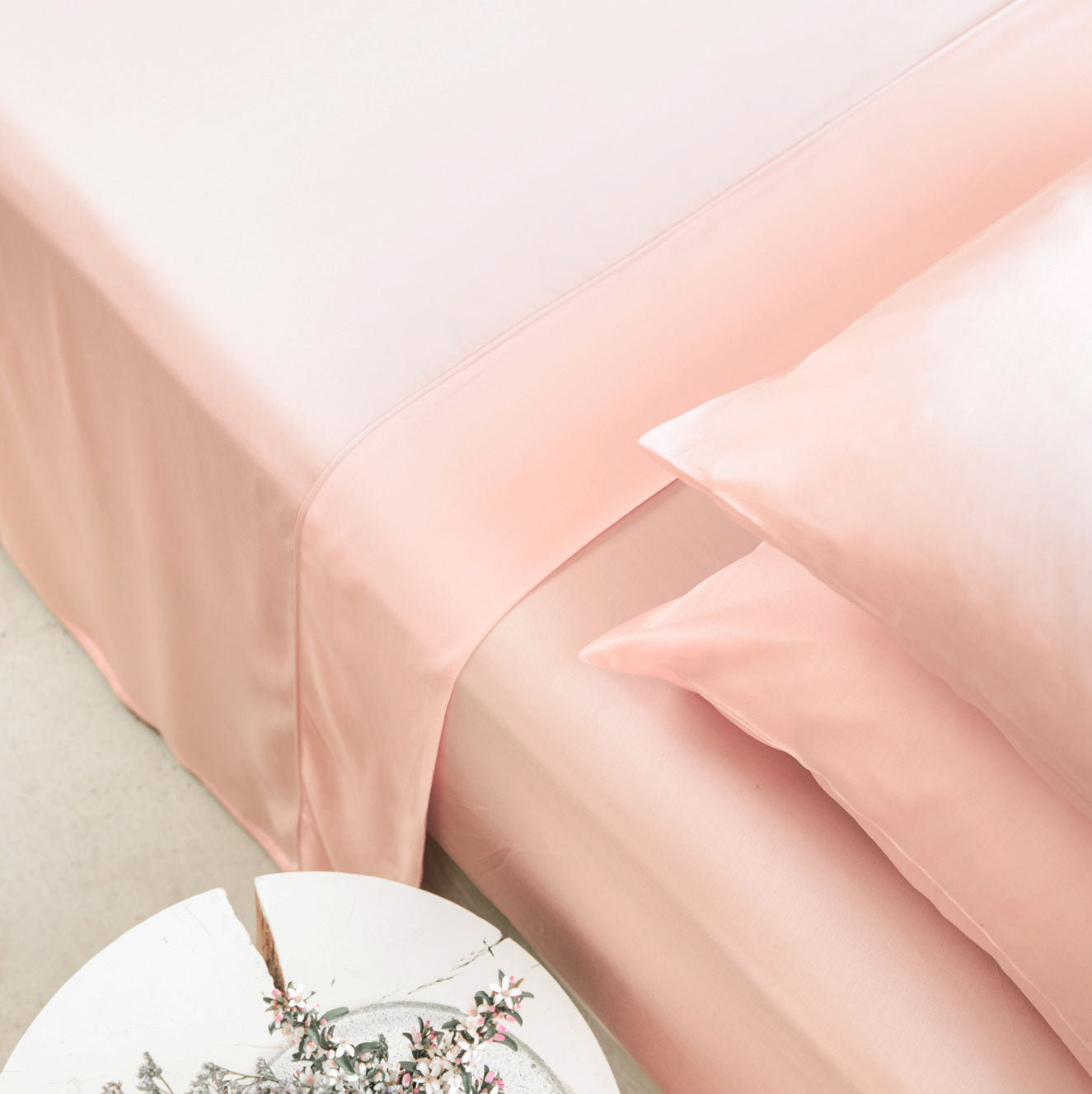 Archive Sale: Sateen Sheet Set - ettitude product image