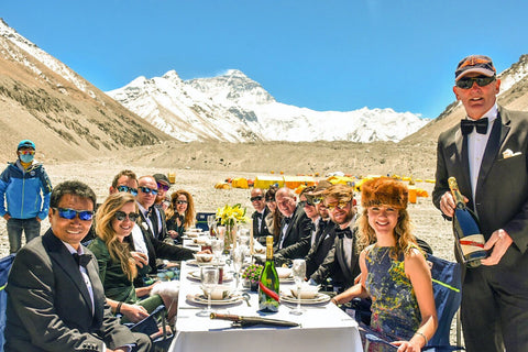 the world’s highest dinner party