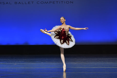 Isabella McCool at the Universal Ballet Competition © Miranda Jade Photography