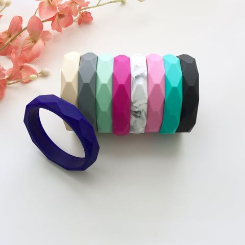 teething bangle