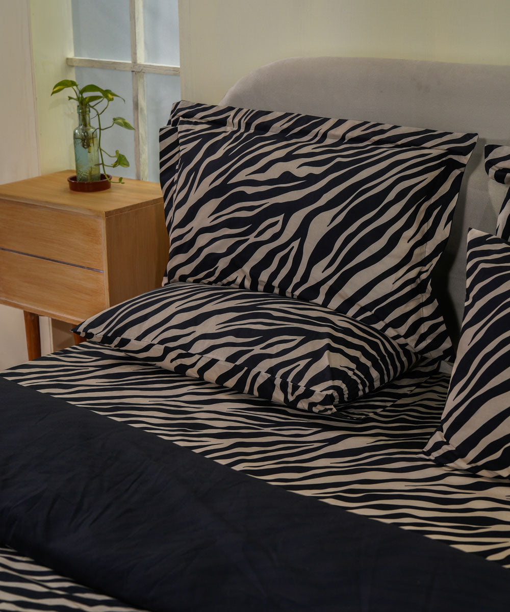 Zebra print bed linen set