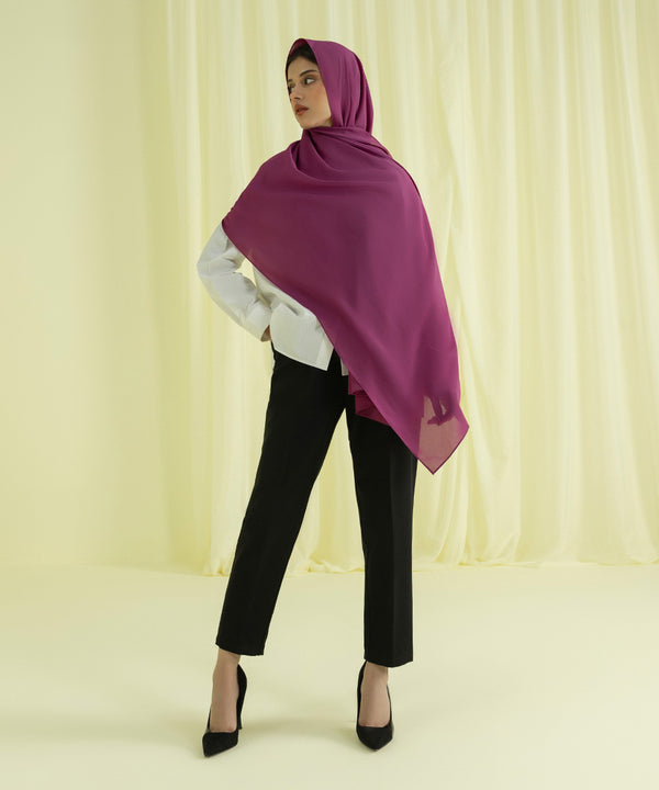 best abayas in Pakistan