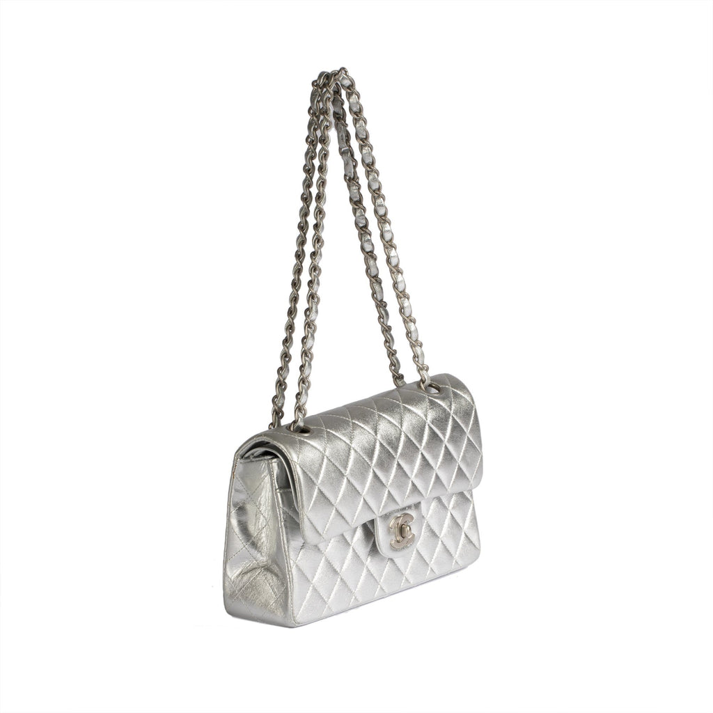 Chanel Metallic Silver Classic Double Flap Bag– Oliver Jewellery