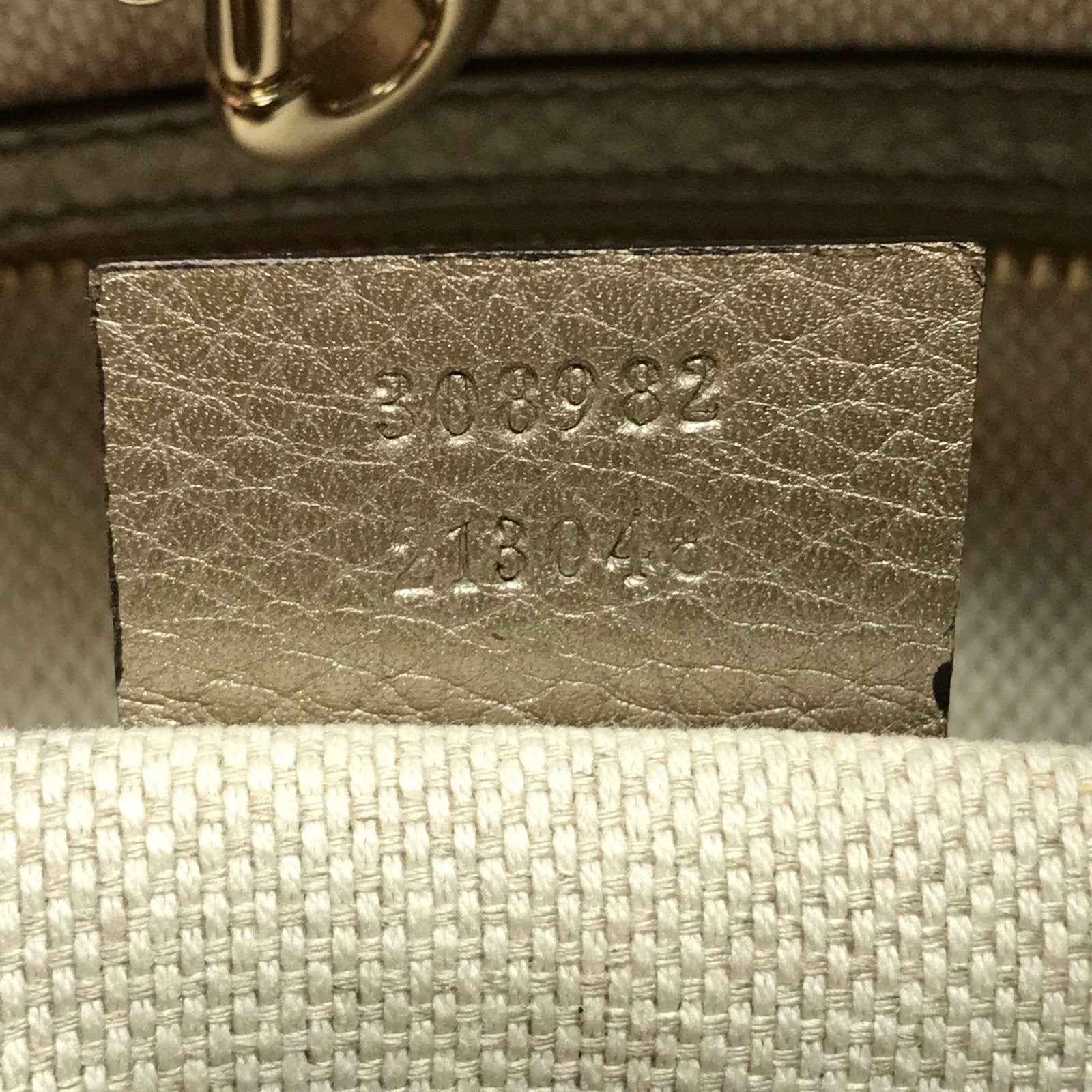 Gucci Metallic Pebbled Calfskin Soho Chain Tote Bag– Oliver Jewellery