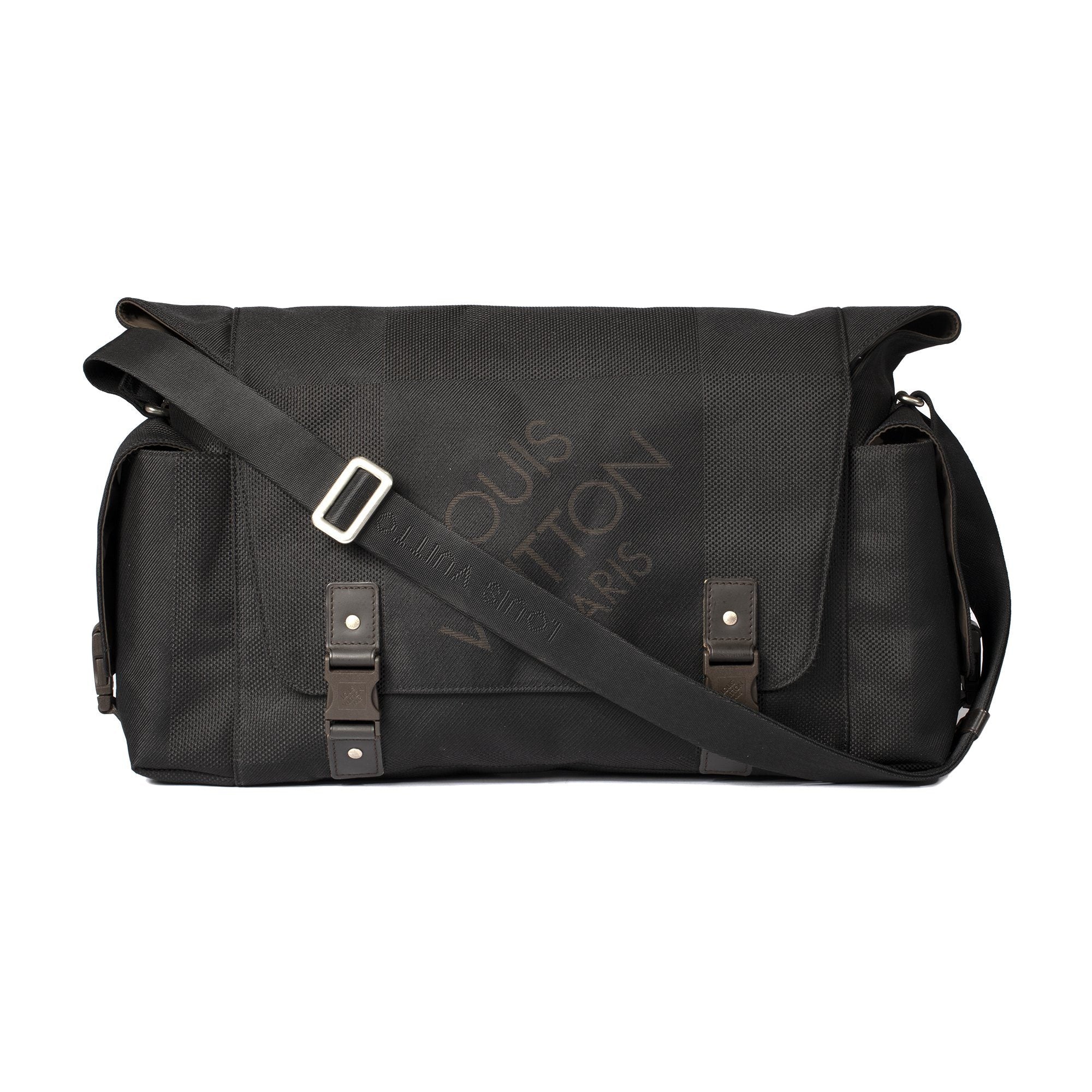 Louis Vuitton Damier Geant Messenger Bag– Oliver Jewellery
