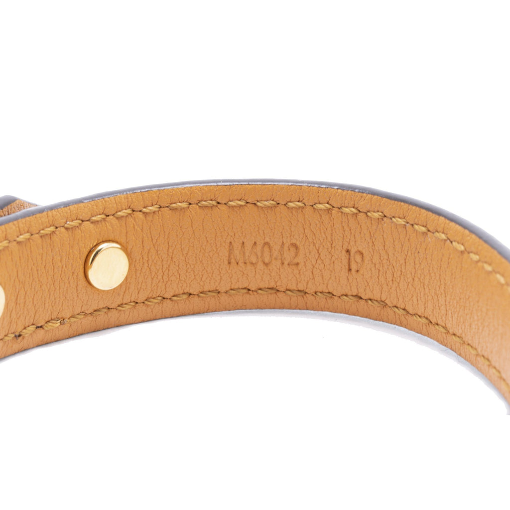 Shop Louis Vuitton 2020-21FW Essential V Bracelet (M6042E, M6042F