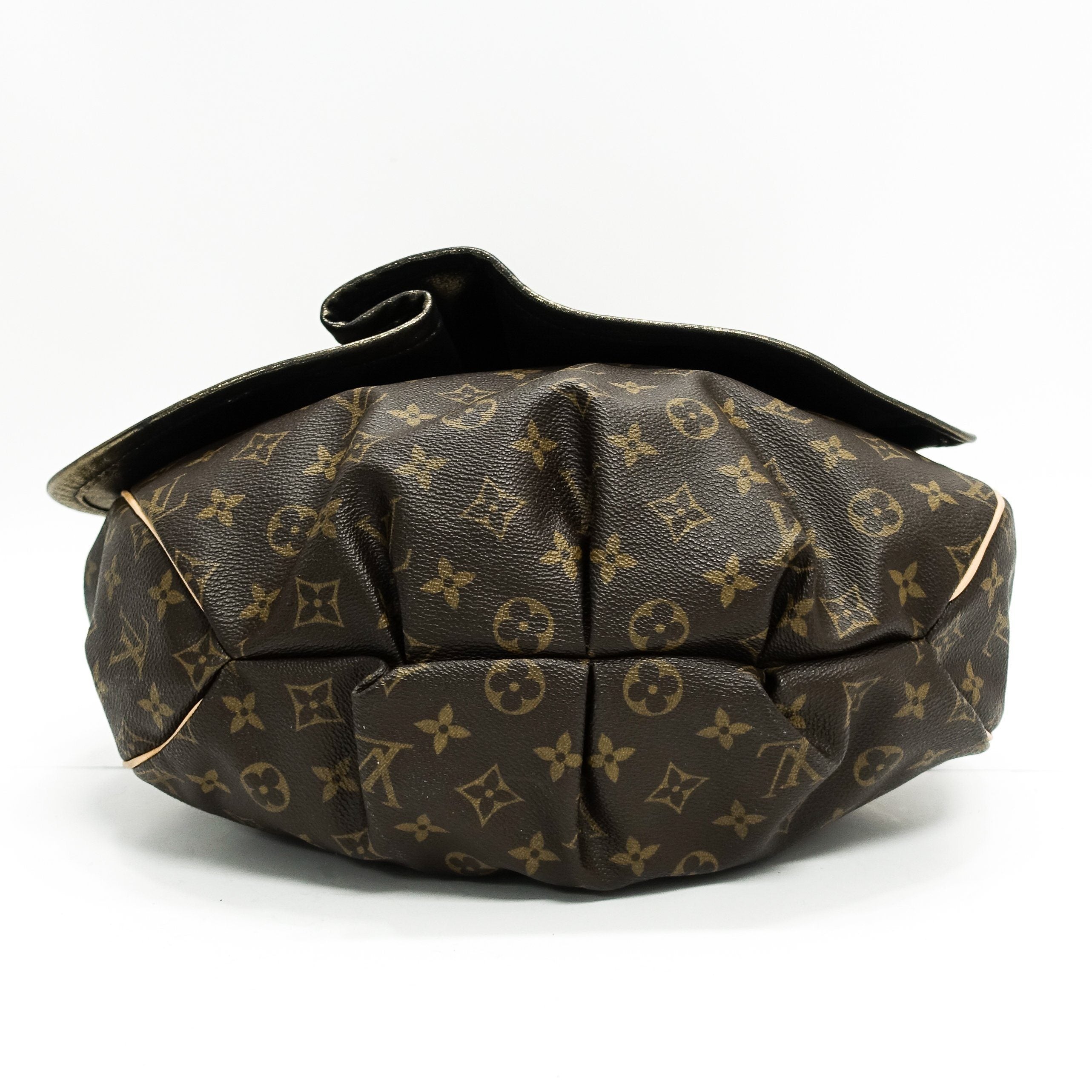 Louis Vuitton Monogram Kalahari GM Limited Edition Hobo - A World