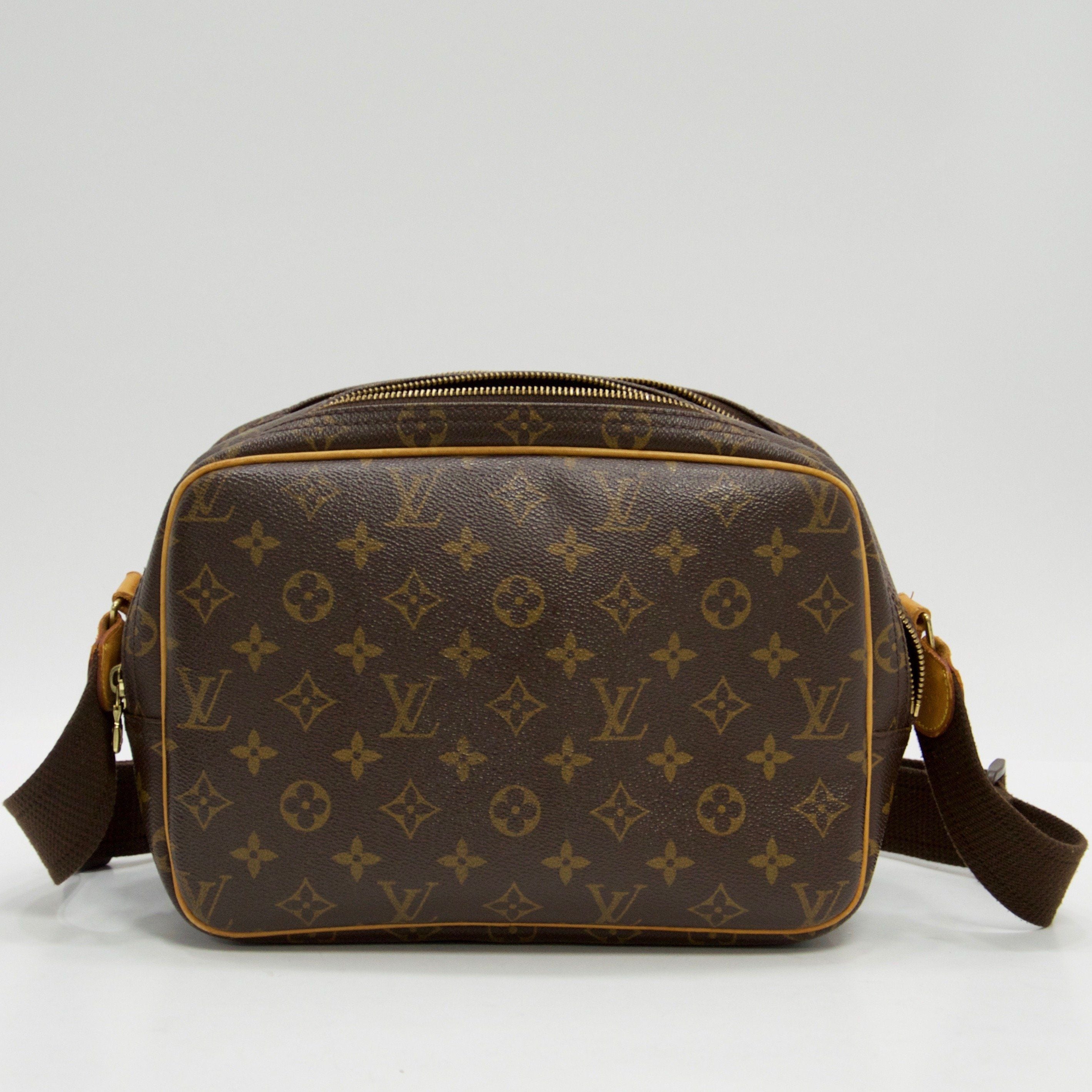 What Goes Around Comes Around Louis Vuitton Monogram Cabas Mezzo Handbag in  Brown